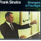 Frank Sinatra - Strangers In The Night