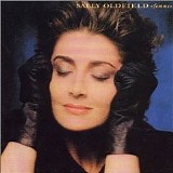 Sally Oldfield - Femme