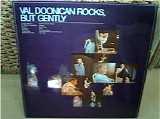 Val Doonican - Val Doonican Rocks, But Gengly