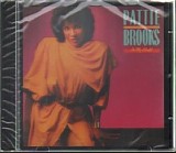 Pattie Brooks - In My World