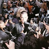 Robbie Williams - Life Thru A Lens