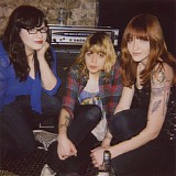 Vivian Girls - Moped Girls bw Death [VLS, 7'']